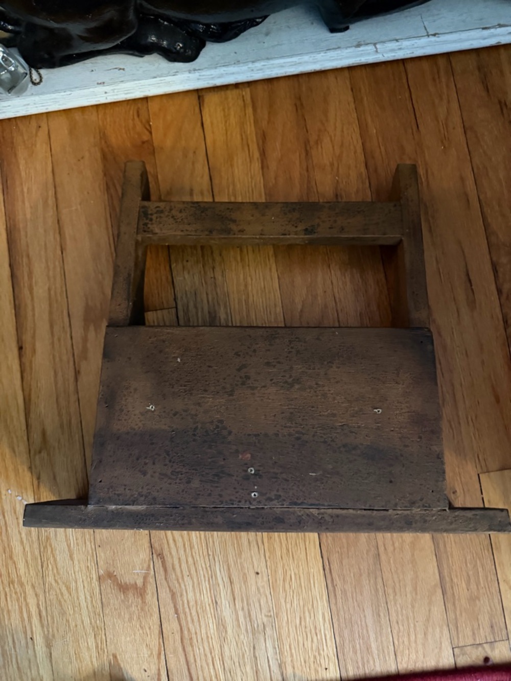 Vintage Rustic Wooden Wall Shelf - Brown - Picture 2 of 7